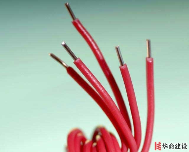 現在裝修都把電線藏在牆壁裏，線路老化瞭能換嗎