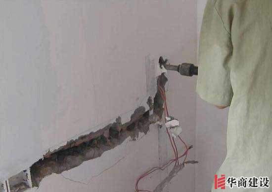 現在裝修都把電線藏在牆壁裏，線路老化瞭能換嗎