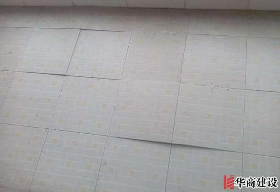 瓷磚空鼓,爲什麽地闆瓷磚會拱起?