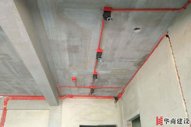 電沒裝好，可以讓你體驗恐怖片現場的視覺