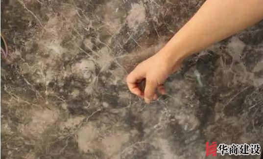 衛生間裝修時該如何挑選瓷磚，裏面大有學問