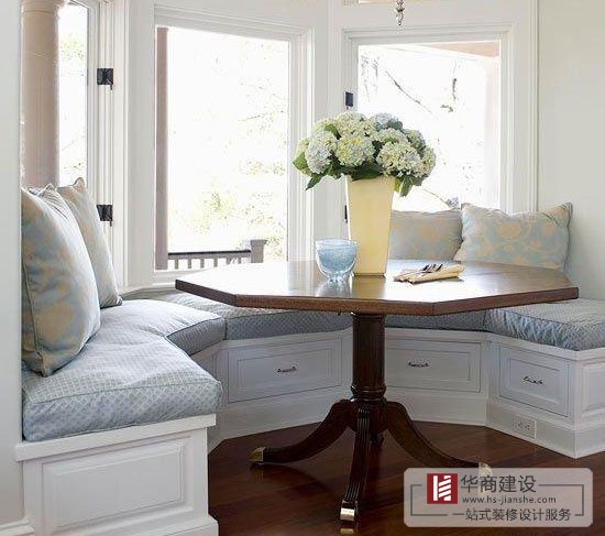 裝修飄窗時這樣設計，又實用又好看