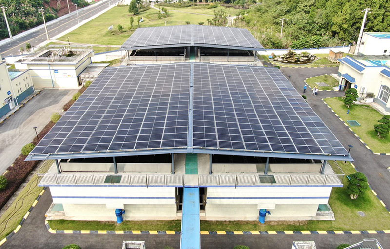 廠(chǎng)房屋頂免費安裝光伏的可行性分析與省電(diàn)效益全解析 廠(chǎng)房屋頂免費安裝光伏的可行性分析與省電(diàn)效益全解析